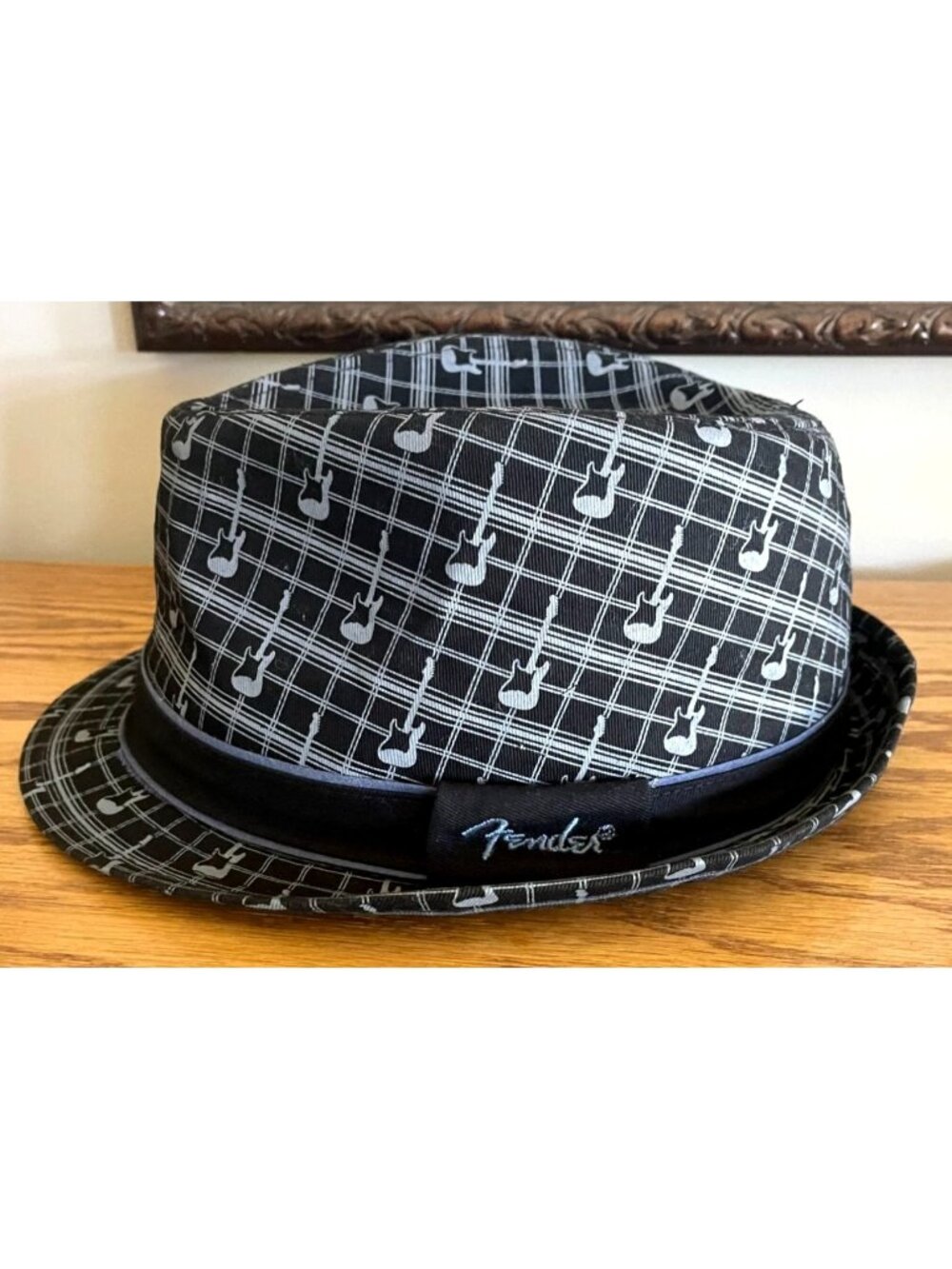 Fender Fedora Hat Unisex Adult Size Med Black Gray Plaid Stratocaster Guitar